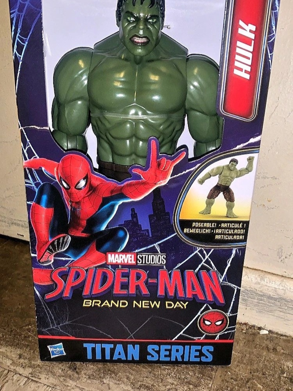 Marvel Hulk Titan Series Action Figure NWT